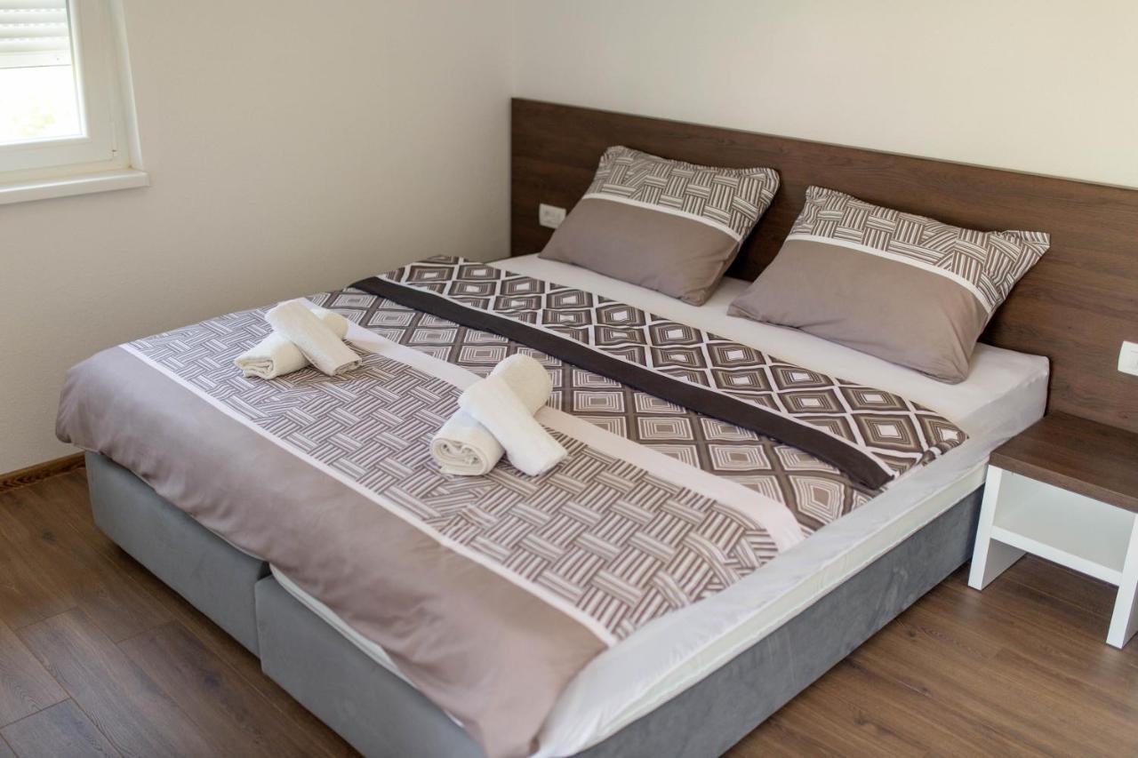 Apartmani Mia Prozor Luaran gambar